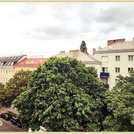 Chill Out In Simmering Vienna Exterior photo