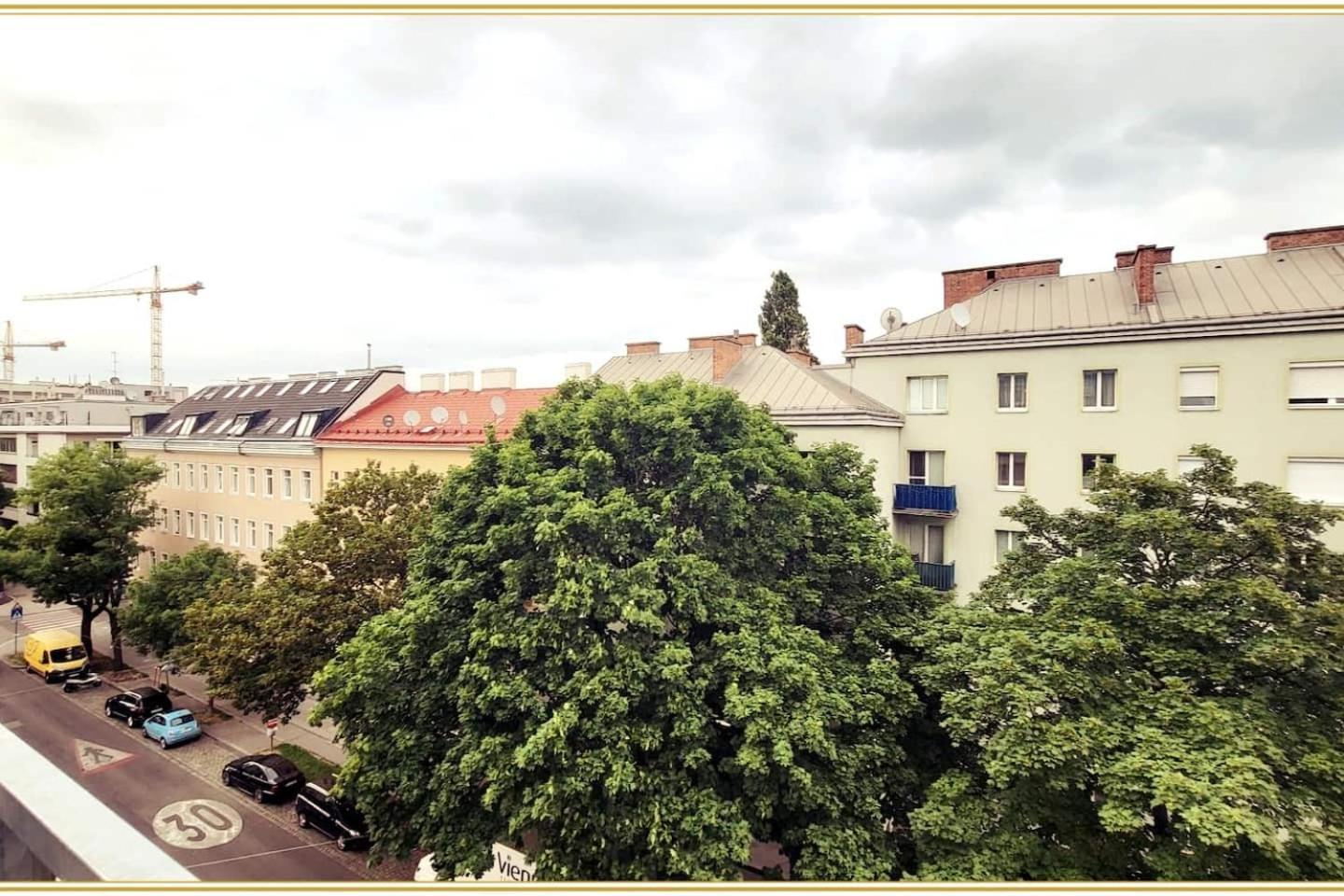 Chill Out In Simmering Vienna Exterior photo